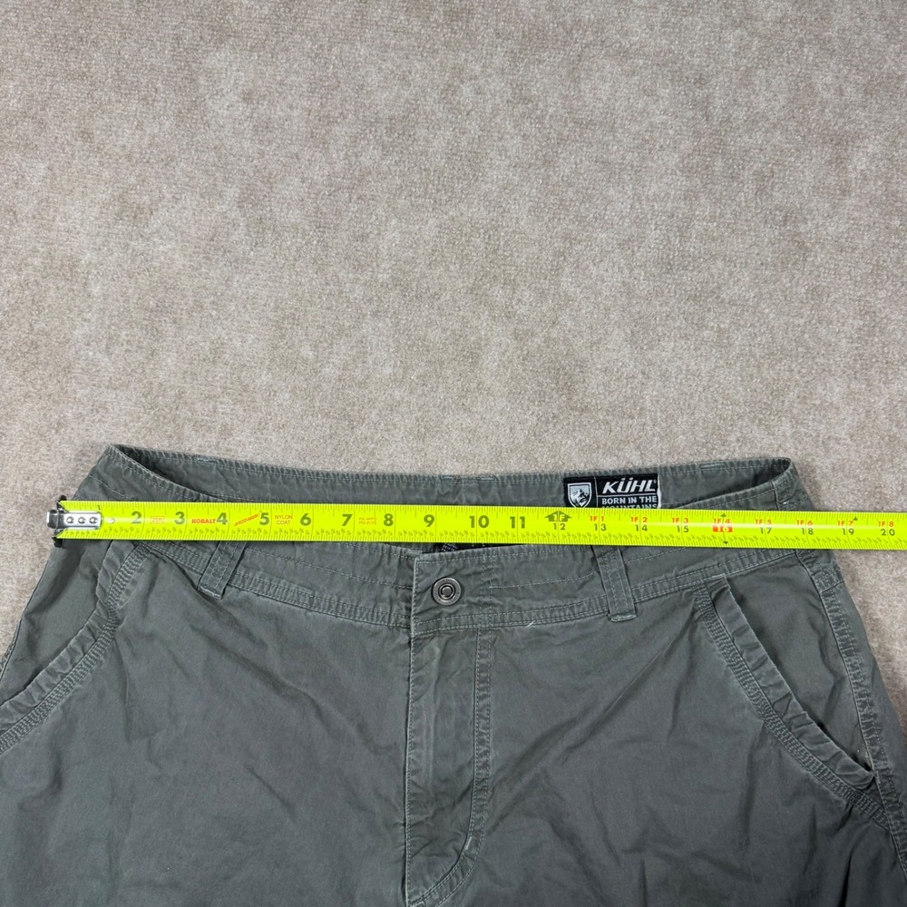 Kuhl Cargo Shorts Mens Size 36 Gray Green Pockets Outdoor Hiking Trail Gorpcore - Picture 6 of 11